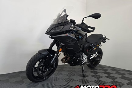 BMW F 900 XR