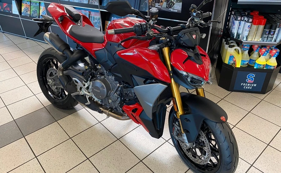 Angebot Ducati Streetfighter V2 S Bild 1: Angebot Ducati Streetfighter V2 S