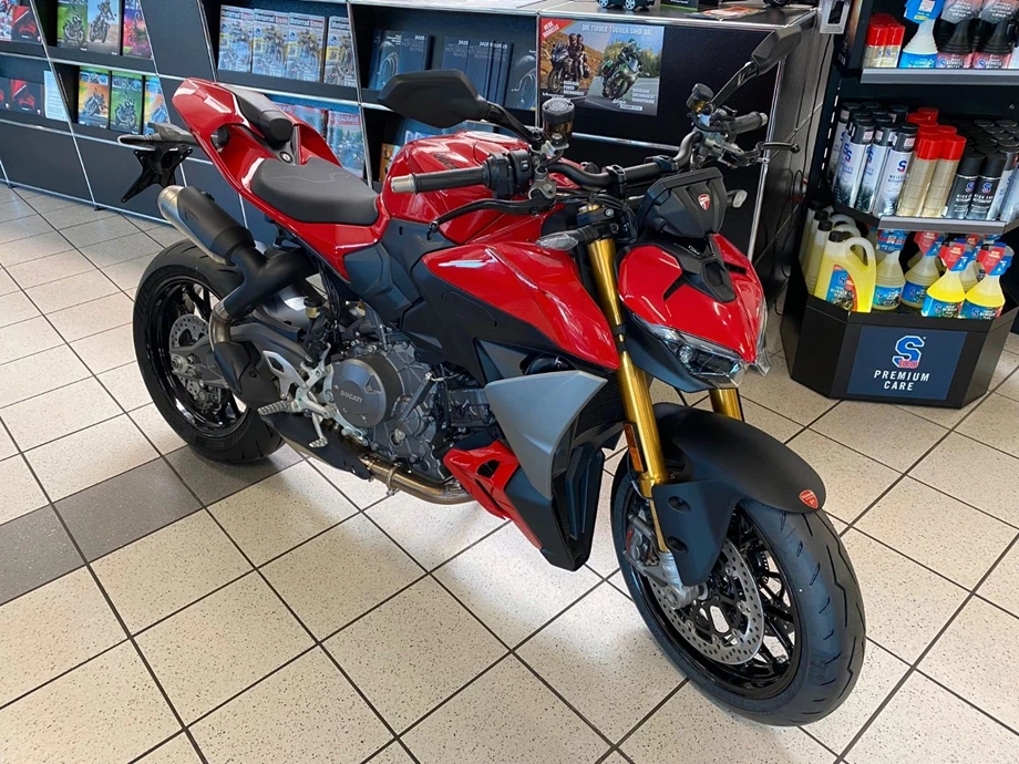 Angebot Ducati Streetfighter V2 S Bild 1: Angebot Ducati Streetfighter V2 S
