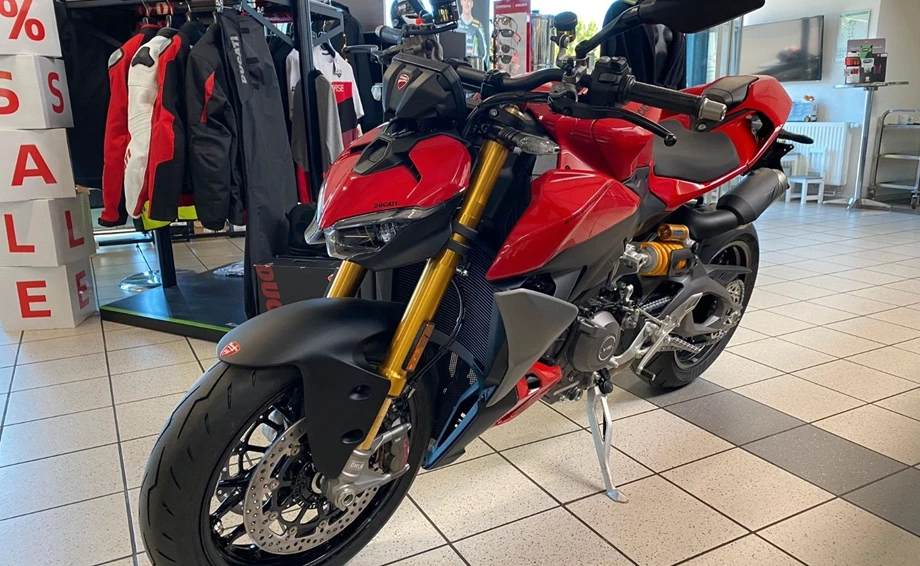 Angebot Ducati Streetfighter V2 S Bild 3: Angebot Ducati Streetfighter V2 S