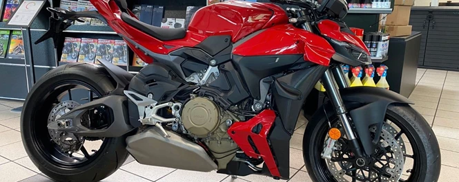 Ducati Streetfighter V4