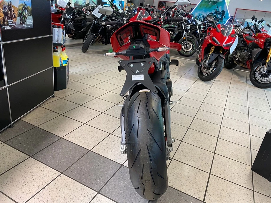 Angebot Ducati Streetfighter V4 Bild 11: Angebot Ducati Streetfighter V4