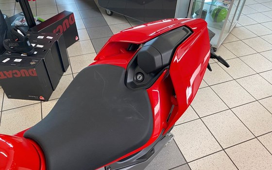 Neufahrzeug Ducati Streetfighter V4 - Bild 11