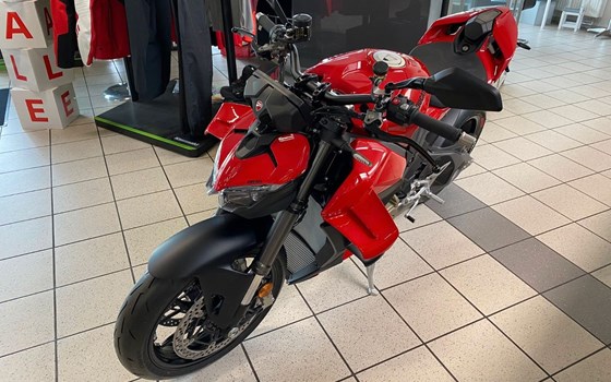 Neufahrzeug Ducati Streetfighter V4 - Bild 12