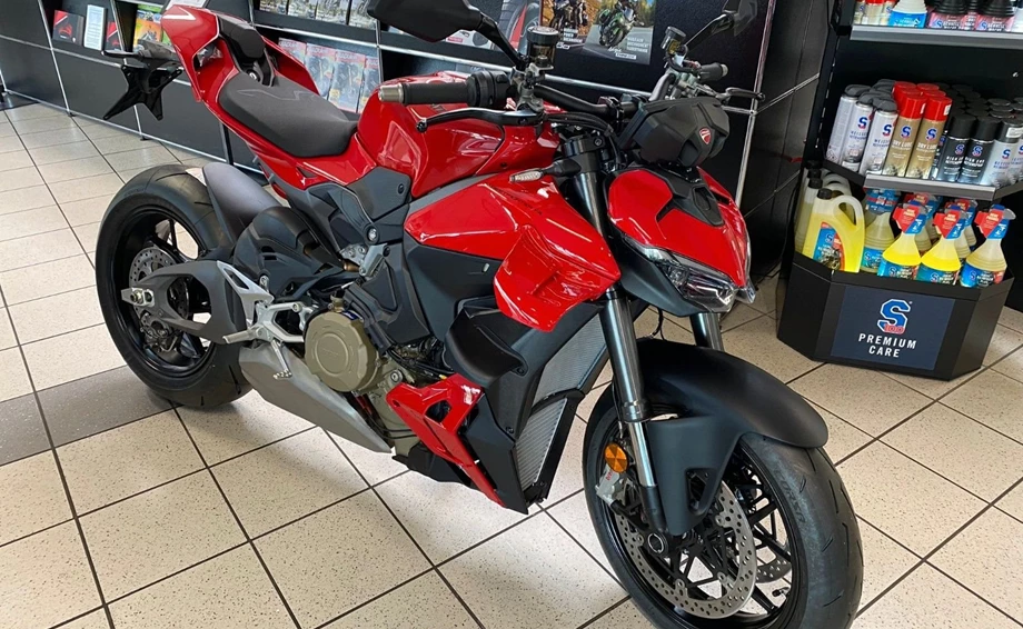 Angebot Ducati Streetfighter V4 Bild 3: Angebot Ducati Streetfighter V4