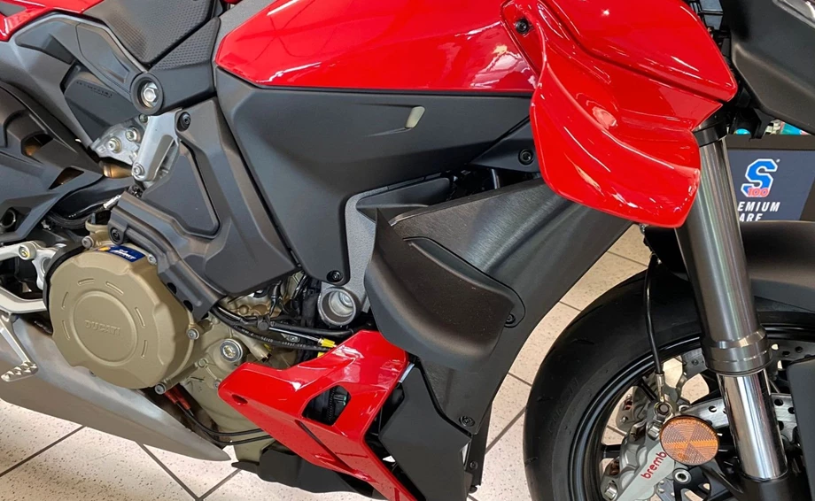Angebot Ducati Streetfighter V4 Bild 8: Angebot Ducati Streetfighter V4