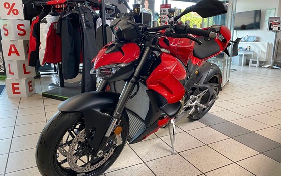 Neufahrzeug Ducati Streetfighter V4 - Bild 8