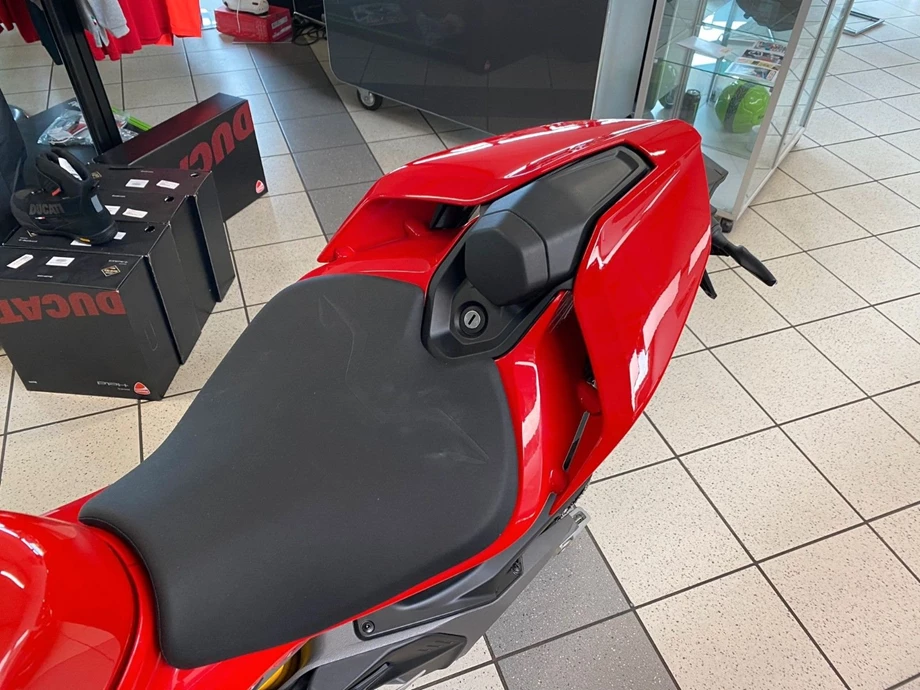 Angebot Ducati Streetfighter V4 Bild 9: Angebot Ducati Streetfighter V4