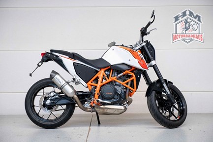 KTM 690 Duke