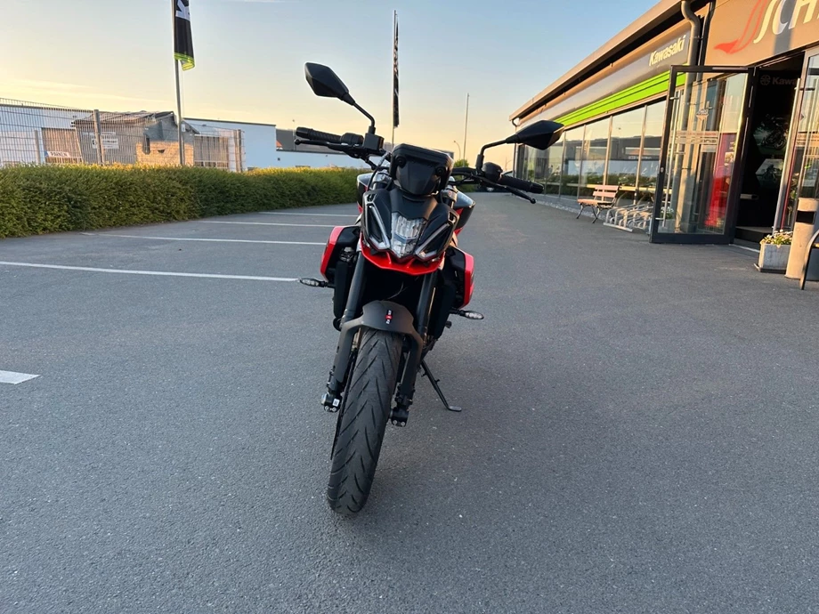 Angebot Aprilia Tuono 457 Bild 2: Angebot Aprilia Tuono 457