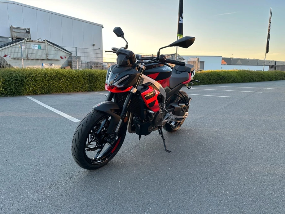 Angebot Aprilia Tuono 457 Bild 3: Angebot Aprilia Tuono 457