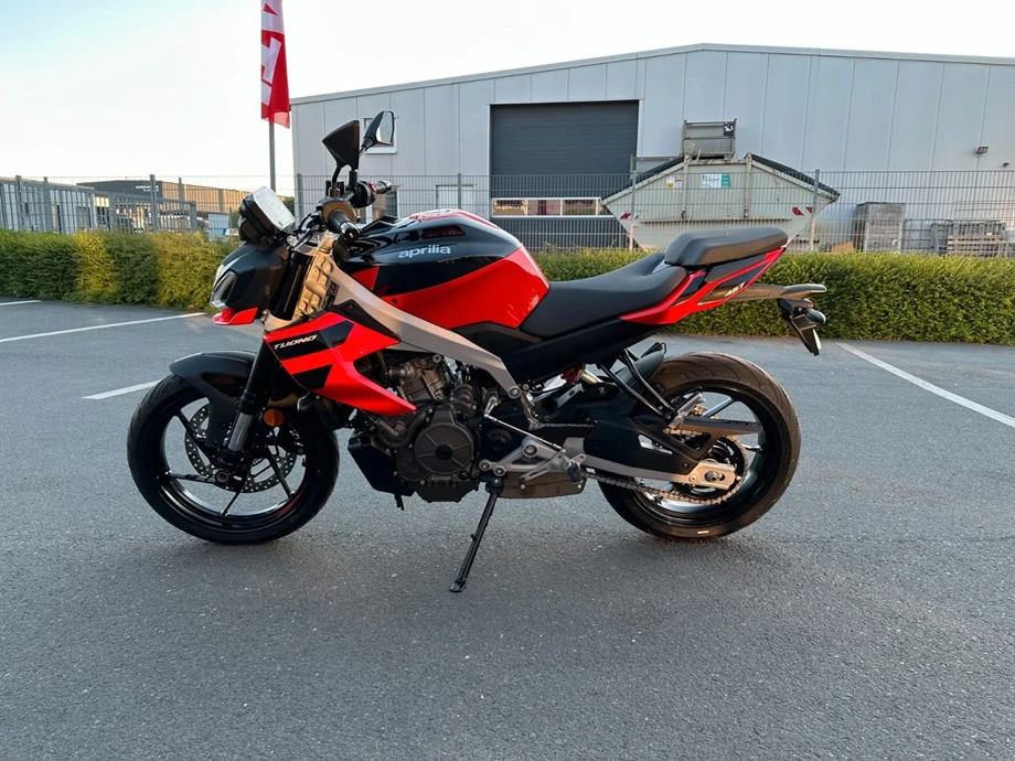 Angebot Aprilia Tuono 457 Bild 4: Angebot Aprilia Tuono 457