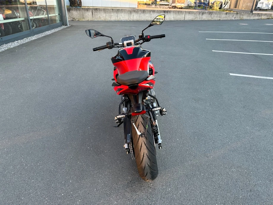 Angebot Aprilia Tuono 457 Bild 6: Angebot Aprilia Tuono 457