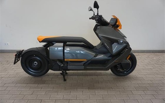 Gebrauchtmotorrad BMW CE 04 - Bild 1 Gebrauchtmotorrad BMW CE 04 - Bild 1