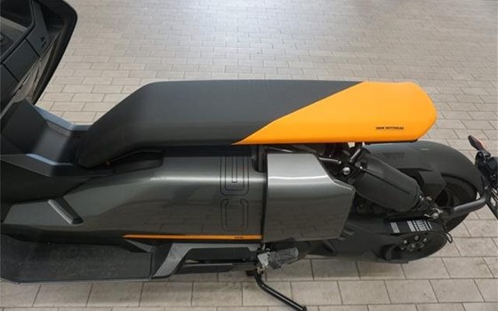 Gebrauchtmotorrad BMW CE 04 - Bild 4 Gebrauchtmotorrad BMW CE 04 - Bild 4