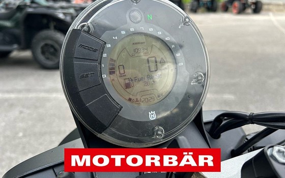 Gebrauchtmotorrad Husqvarna Svartpilen 701 - Bild 11 Gebrauchtmotorrad Husqvarna Svartpilen 701 - Bild 11