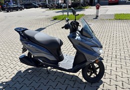 Neumotorrad Suzuki Burgman 125