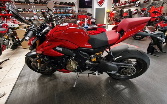 Gebrauchtmotorrad Ducati Streetfighter V4 S - Bild 4