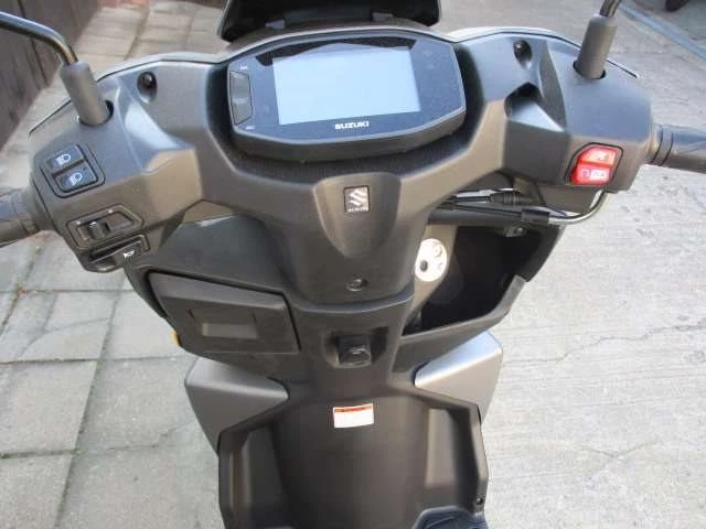 Angebot Suzuki Avenis 125 Bild 4: Angebot Suzuki Avenis 125