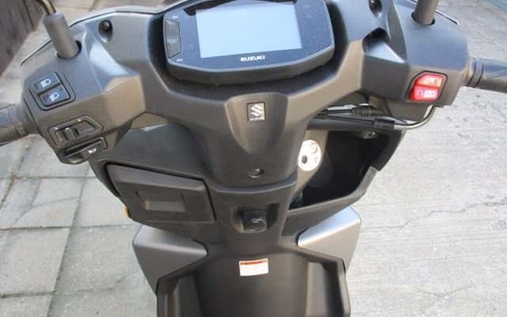 Gebrauchtmotorrad Suzuki Avenis 125 - Bild 4