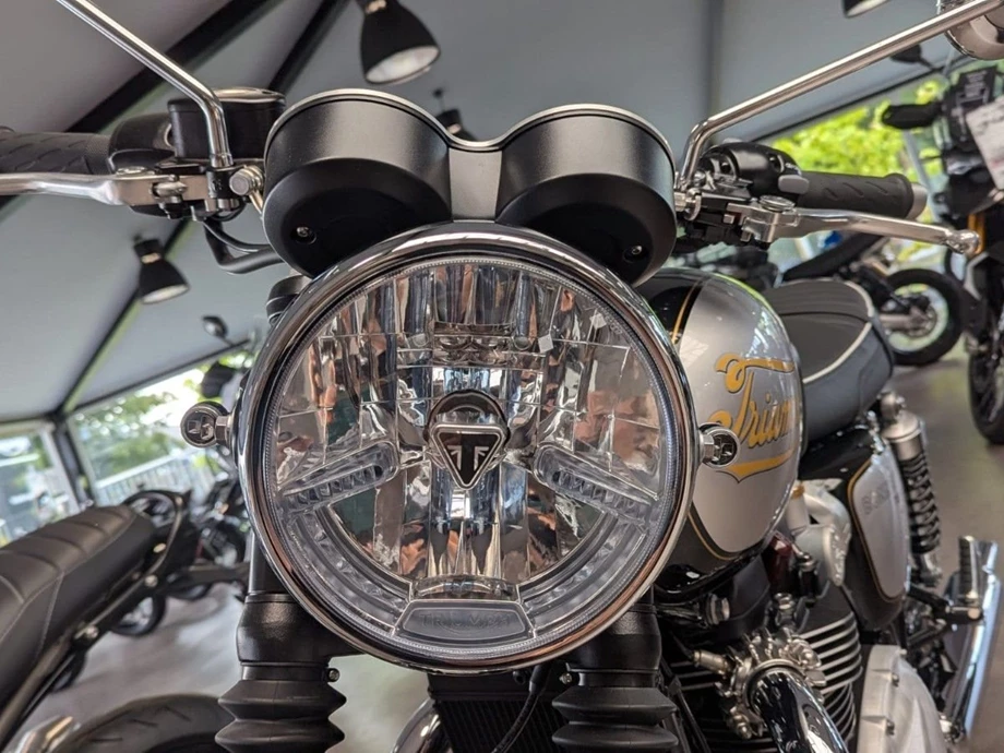 Angebot Triumph Bonneville T120 Bild 2: Angebot Triumph Bonneville T120