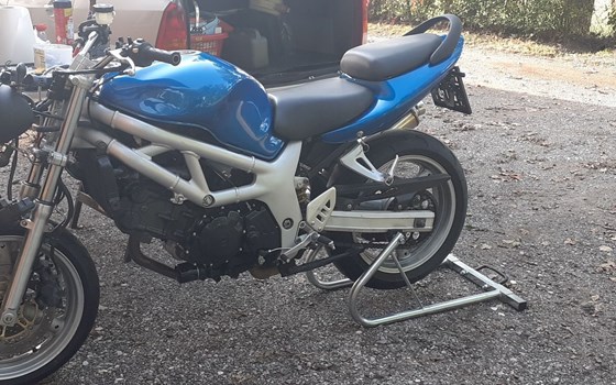 Gebrauchtmotorrad Suzuki SV 650S - Bild 7 Gebrauchtmotorrad Suzuki SV 650S - Bild 7