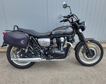 Kawasaki W800