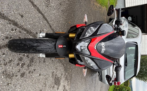 Gebrauchtmotorrad Aprilia Tuono V4 1100 RR - Bild 3 Gebrauchtmotorrad Aprilia Tuono V4 1100 RR - Bild 3