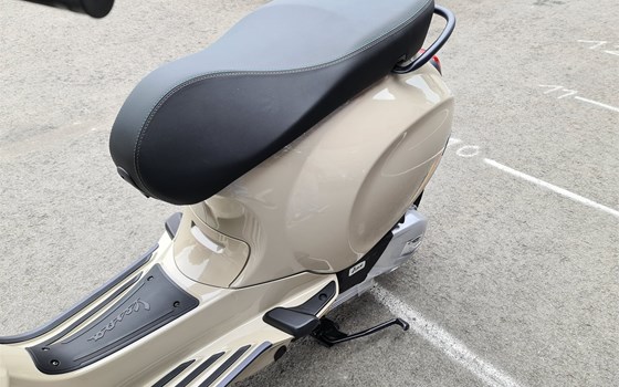 Neufahrzeug Vespa Primavera 125 S - Bild 10 Neufahrzeug Vespa Primavera 125 S - Bild 10
