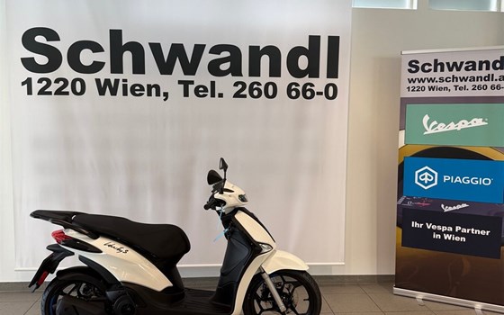 Gebrauchtmotorrad Piaggio Liberty 125 S - Bild 1 Gebrauchtmotorrad Piaggio Liberty 125 S - Bild 1