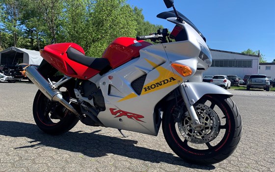 Gebrauchtmotorrad Honda VFR 800 F - Bild 5