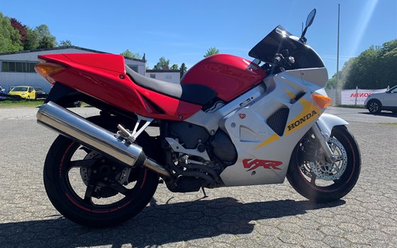 Gebrauchtmotorrad Honda VFR 800 F - Bild 6