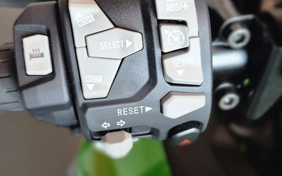 Neufahrzeug Kawasaki Ninja 1100SX SE - Bild 7