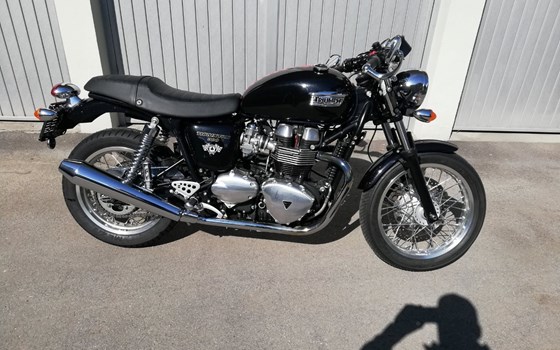 Gebrauchtmotorrad Triumph Thruxton - Bild 5 Gebrauchtmotorrad Triumph Thruxton - Bild 5
