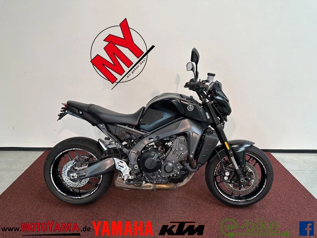 Yamaha MT-09 