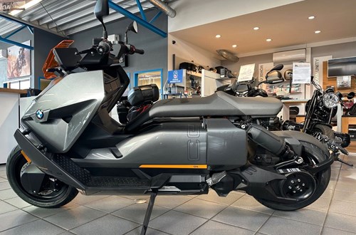 BMW CE 04