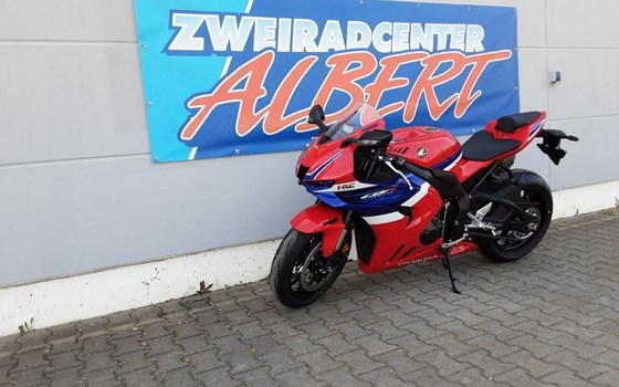 Gebrauchtmotorrad Honda CBR1000RR-R Fireblade - Bild 4