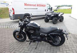 Neumotorrad Keeway V302 C