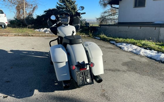 Gebrauchtmotorrad Indian Challenger Dark Horse - Bild 3