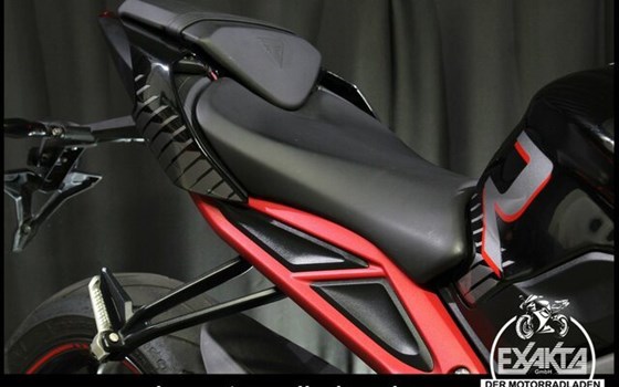 Gebrauchtmotorrad Triumph Street Triple 765 R - Bild 27