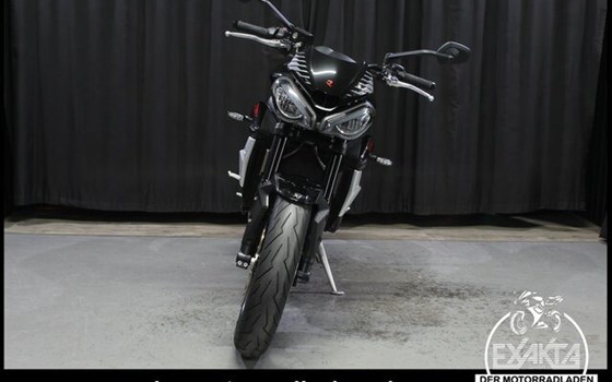 Gebrauchtmotorrad Triumph Street Triple 765 R - Bild 8
