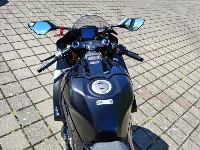 Offer Honda CBR1000RR Fireblade Bild 12: Offer Honda CBR1000RR Fireblade