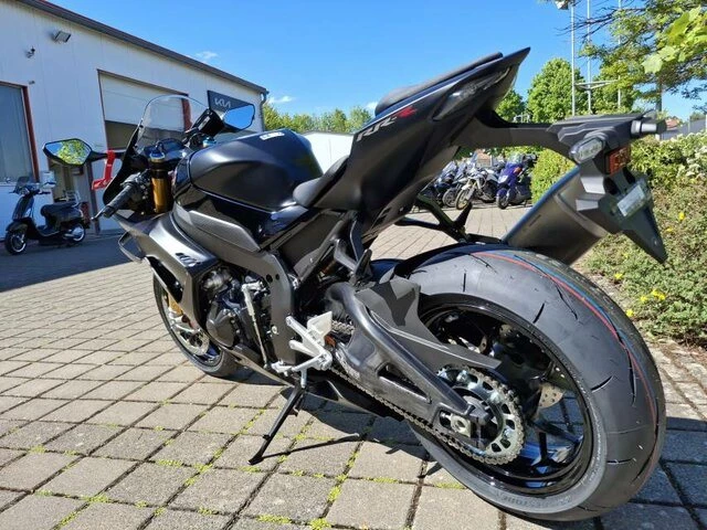 Offer Honda CBR1000RR Fireblade Bild 5: Offer Honda CBR1000RR Fireblade