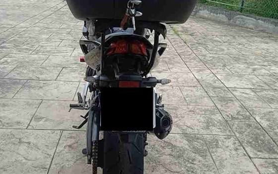 Gebrauchtmotorrad Yamaha FZ1 Fazer - Bild 2 Gebrauchtmotorrad Yamaha FZ1 Fazer - Bild 2