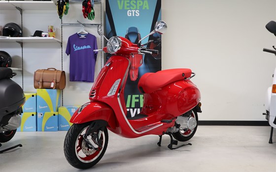 Neufahrzeug Vespa Primavera RED 50 - Bild 2