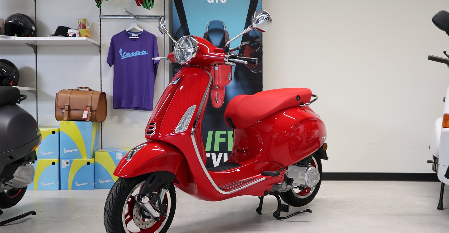 Angebot Vespa Primavera RED 50