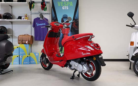 Neufahrzeug Vespa Primavera RED 50 - Bild 3