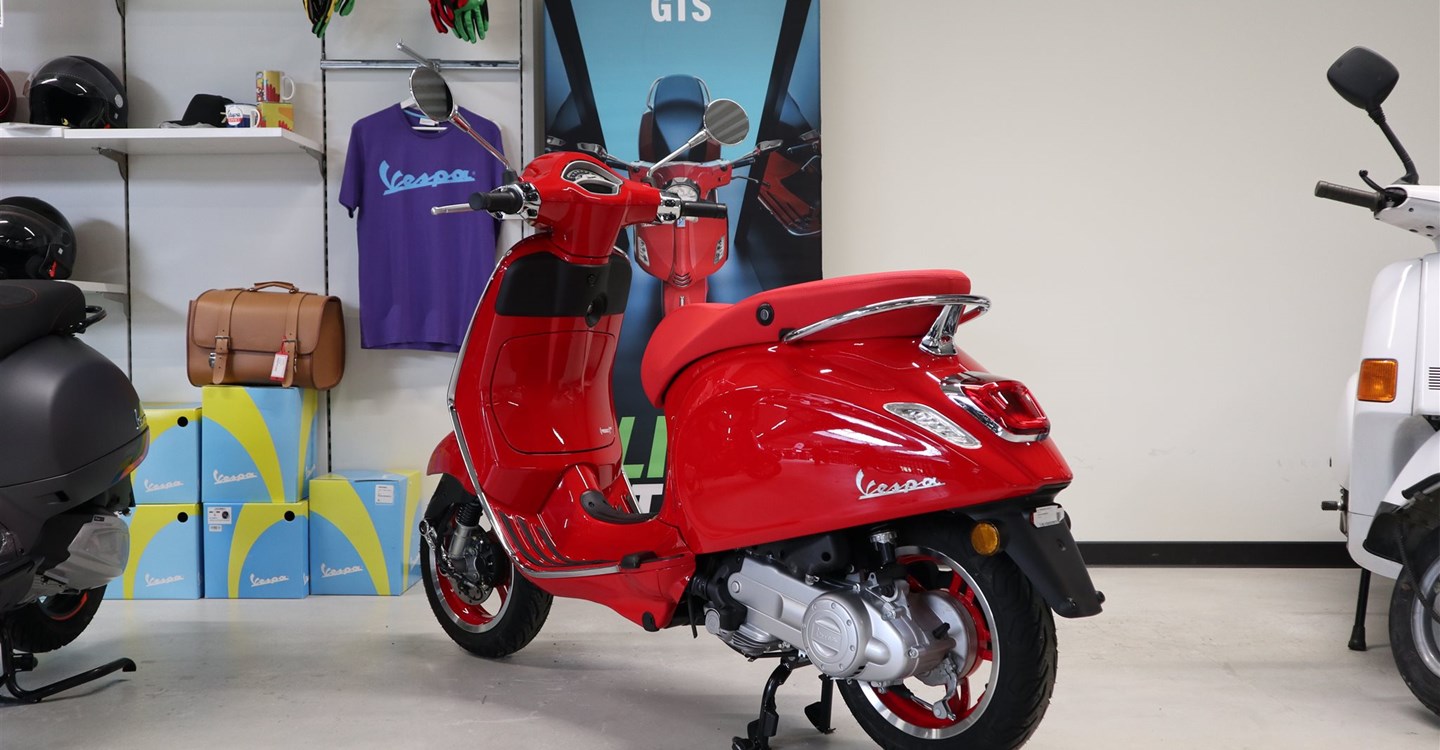 Angebot Vespa Primavera RED 50