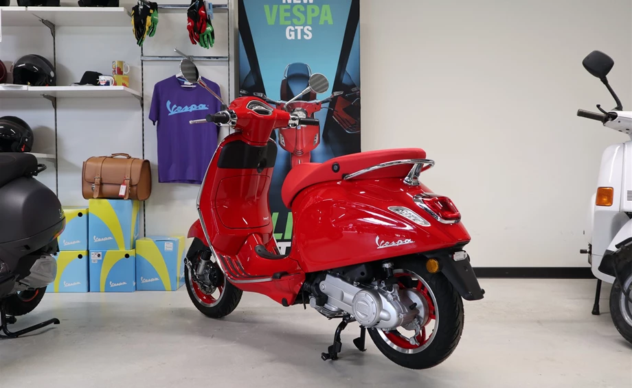 Angebot Vespa Primavera RED 50 Bild 3: Angebot Vespa Primavera RED 50