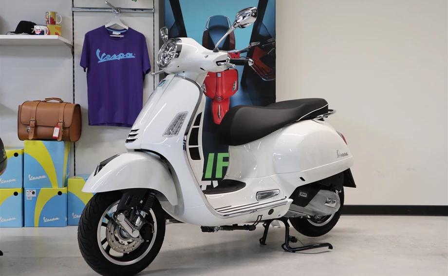 Angebot Vespa GTS 125 Super Bild 2: Angebot Vespa GTS 125 Super